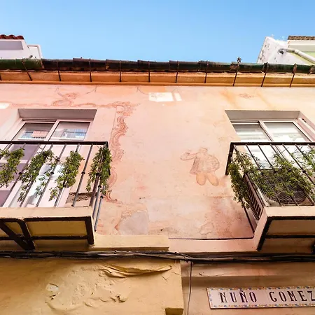 Urbanchicmalaga 2Bedroom Oasis In Historic Malaga Centre Exterior photo