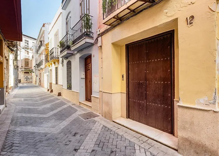 Urbanchicmalaga 2Bedroom Oasis In Historic Malaga Centre