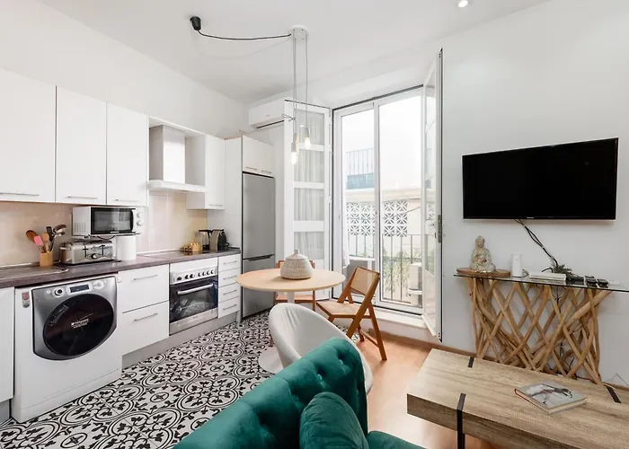 Urbanchicmalaga 2Bedroom Oasis In Historic Malaga Centre