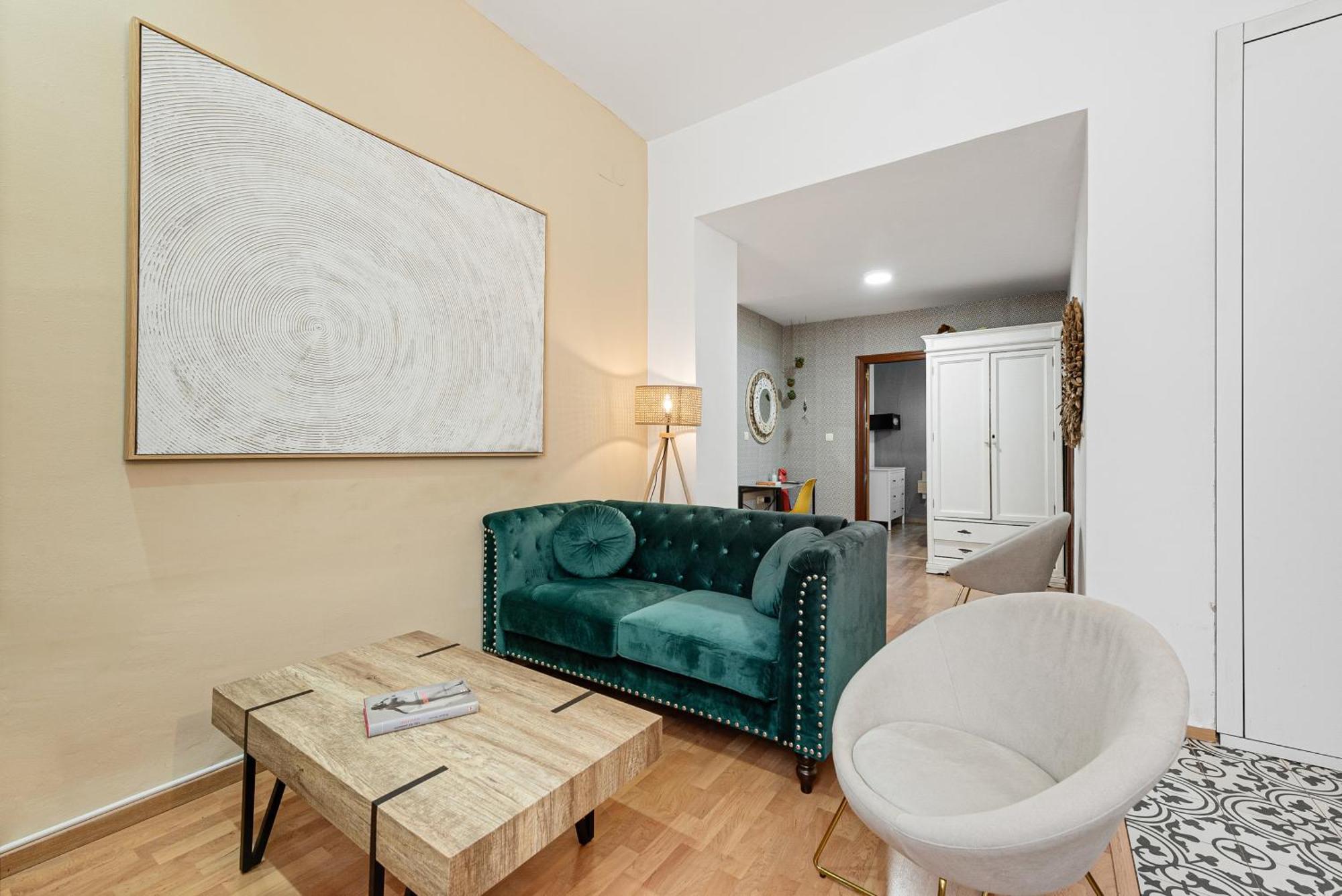 Apartamento Urbanchicmalaga 2bedroom Oasis In Historic Centre